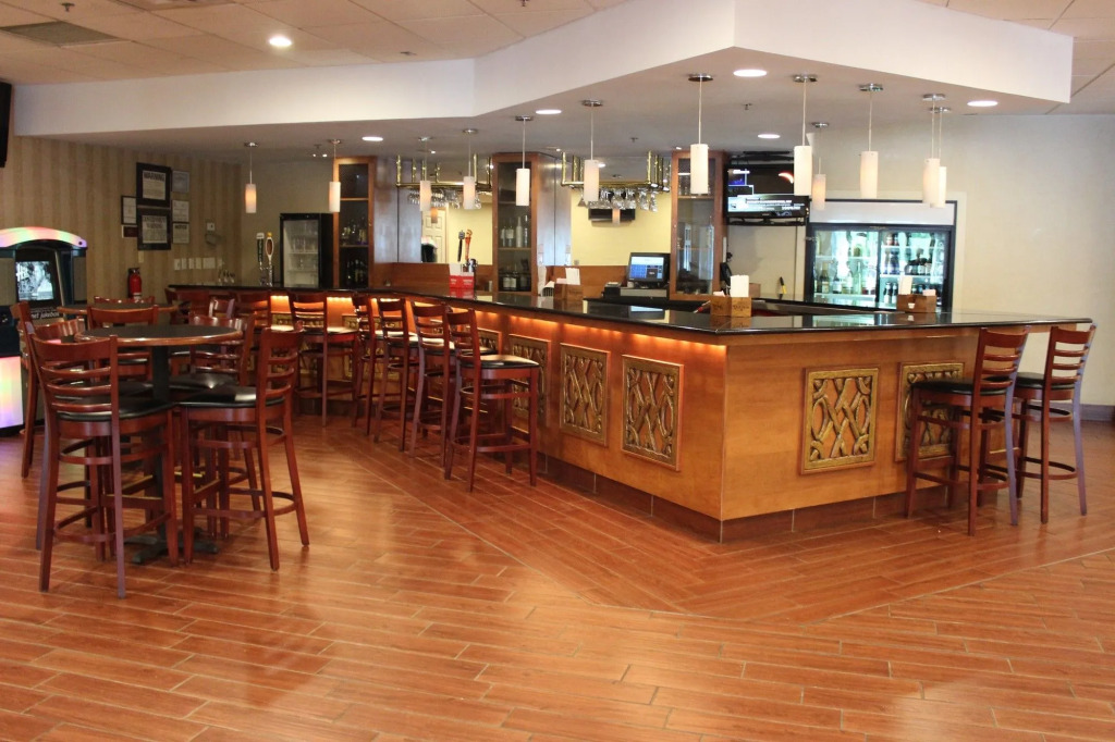 Radisson Rochester Airport