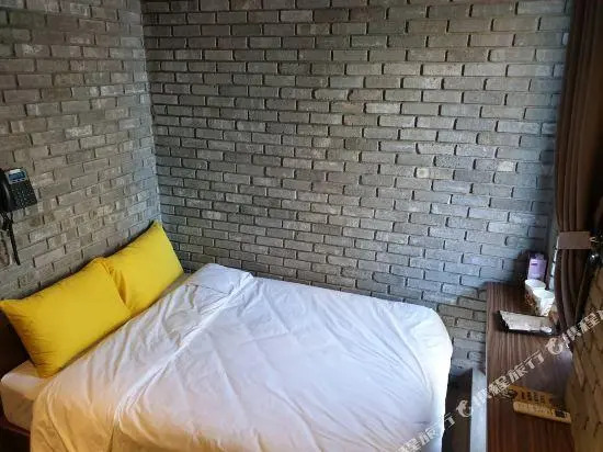 The Vietnam Hostel