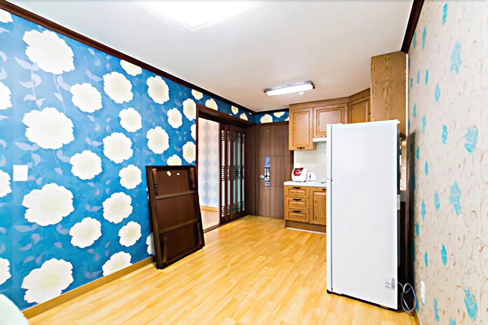 Goseong (Sokcho) Sujabyeol Pension(고성(속초) 수자별펜션)