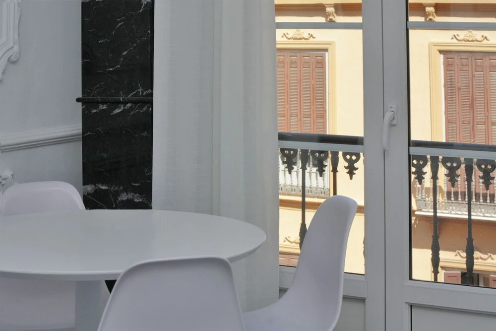 Apartamentos Plaza Constitución - Larios