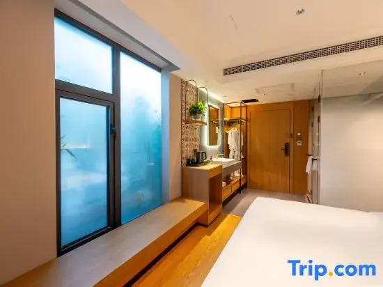 TRUE GO Courtyard-Style Hotel (Beijing Guomao Dawang Road Subway Station)