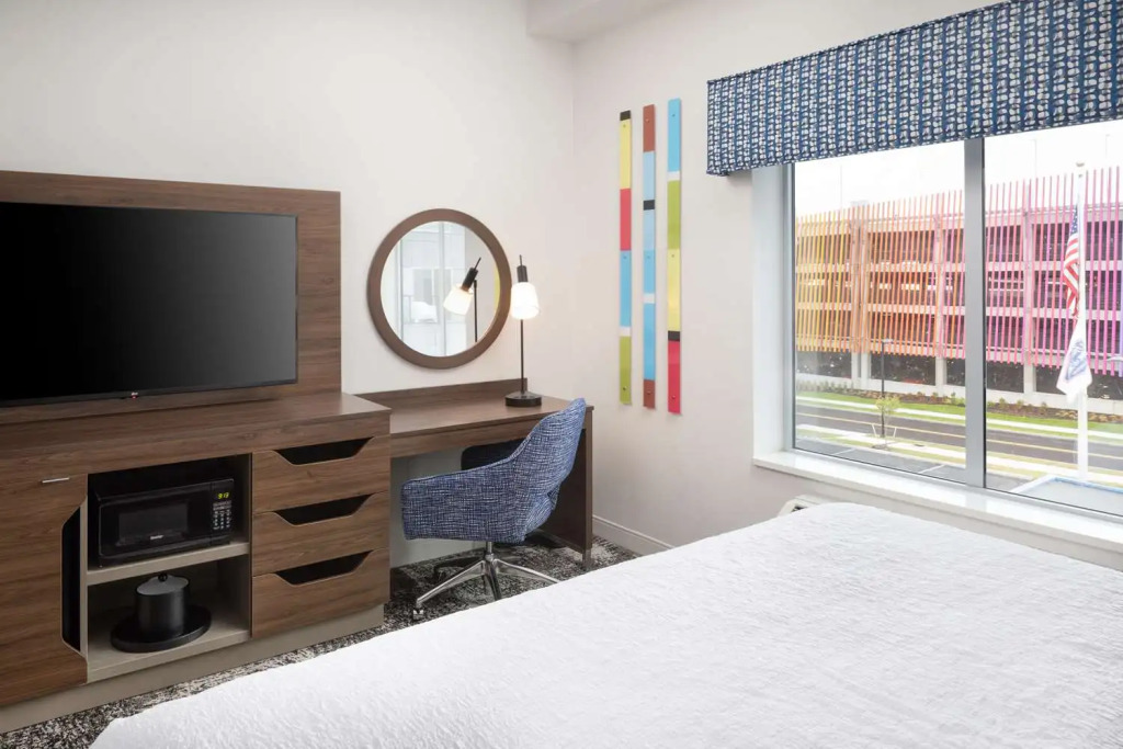Hampton Inn & Suites by Hilton Rochester Downtown