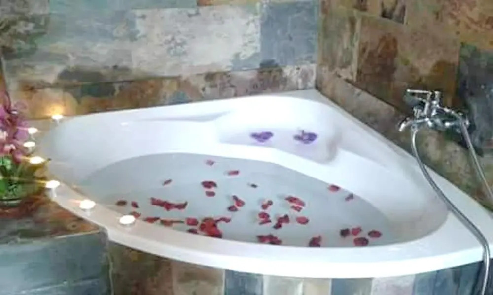 Elegant Villa near Caminha with Private Pool