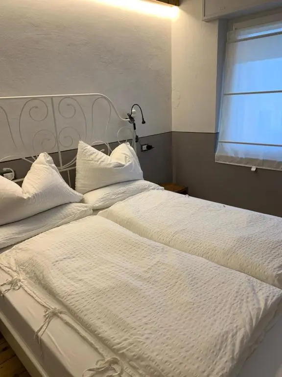 Guest House In Contrà