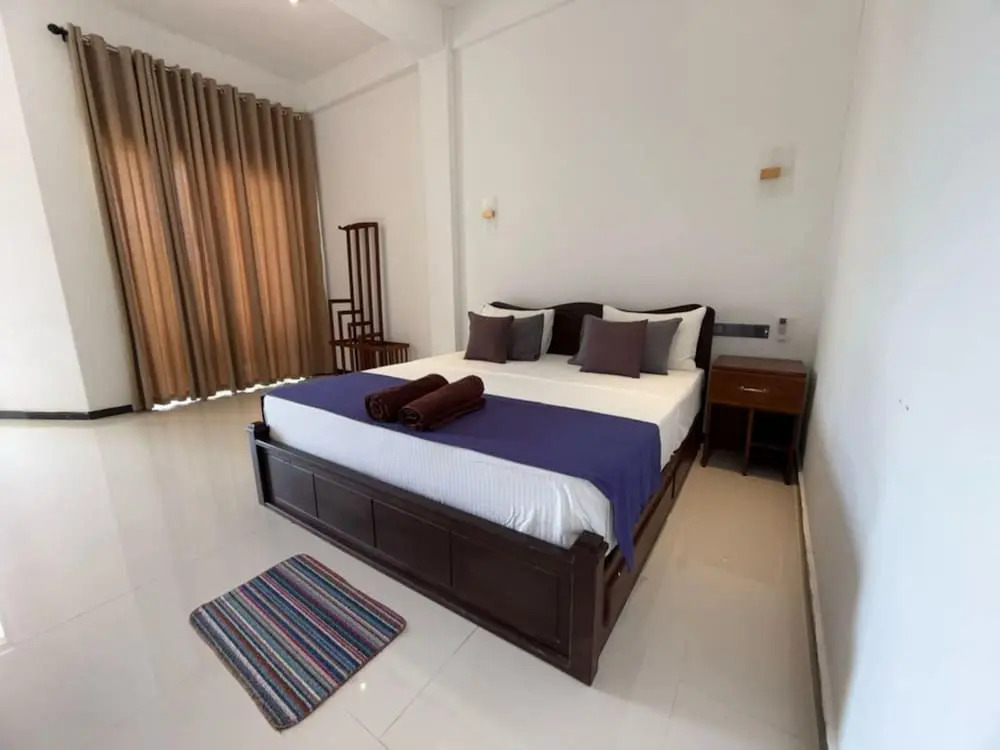 Asai surf inn Arugambay