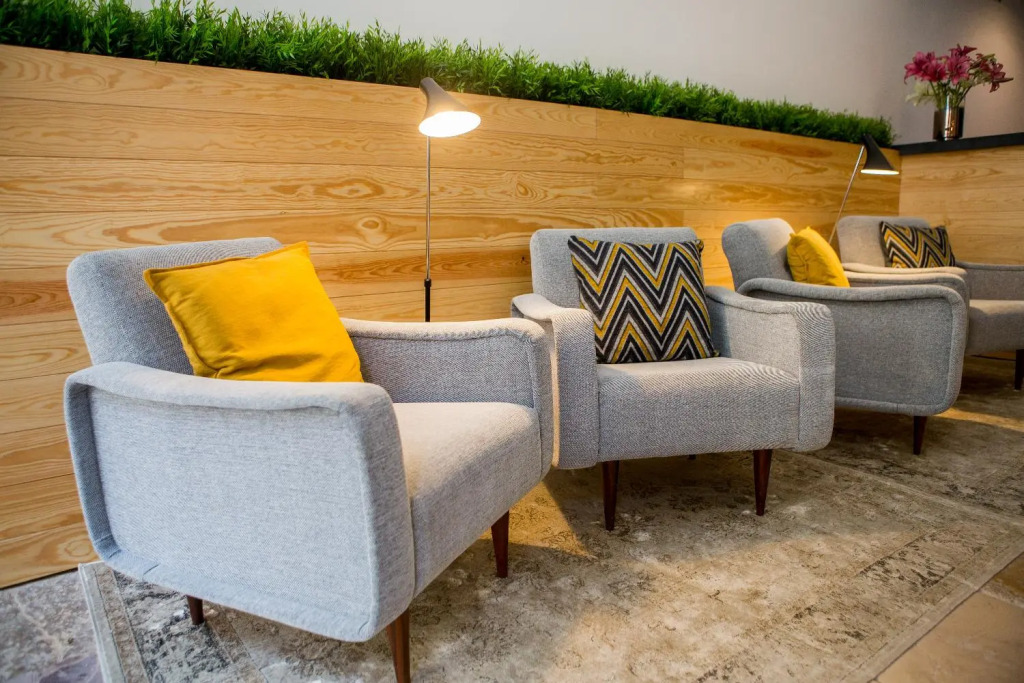 The 8 - Downtown Suites
