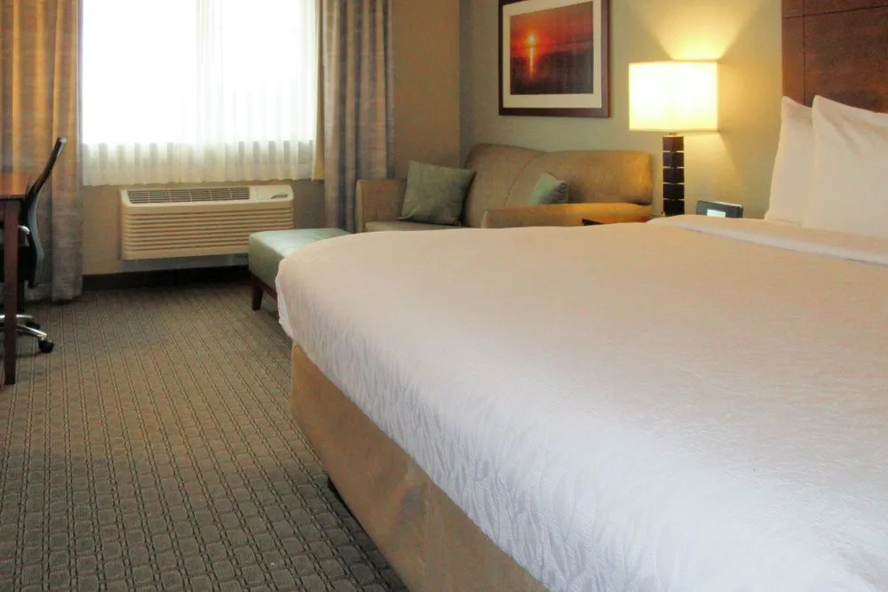 Grandstay Hotel And Suites Chisago