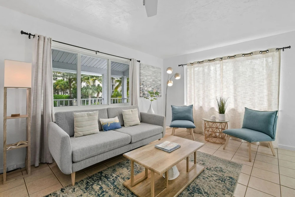 Sunshine shores boutique apartments