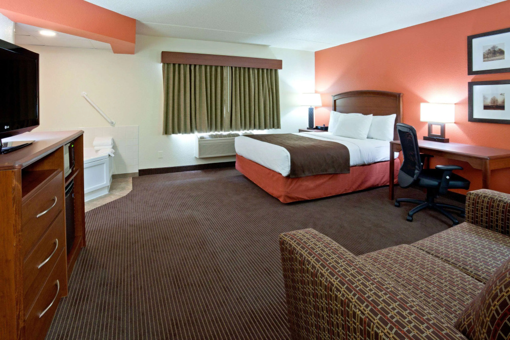 AmericInn by Wyndham Grafton