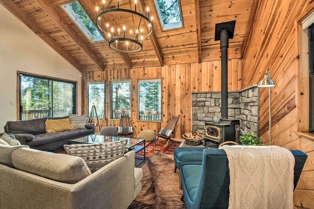 Hike, Fish, & Relax: Family Arnold Cabin