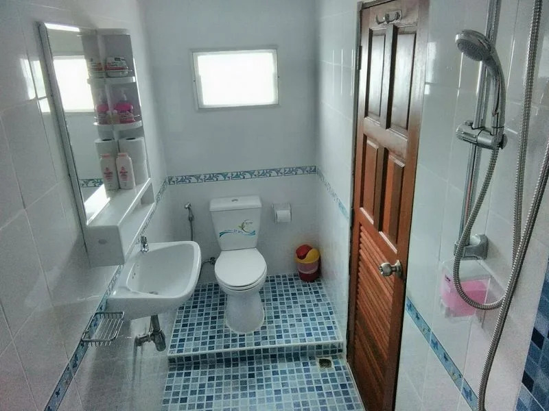 OYO 75375 Lisa Guesthouse