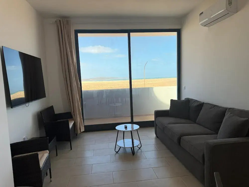 Joli Beach House - Third Floor T3 Apartment With Beautiful Views