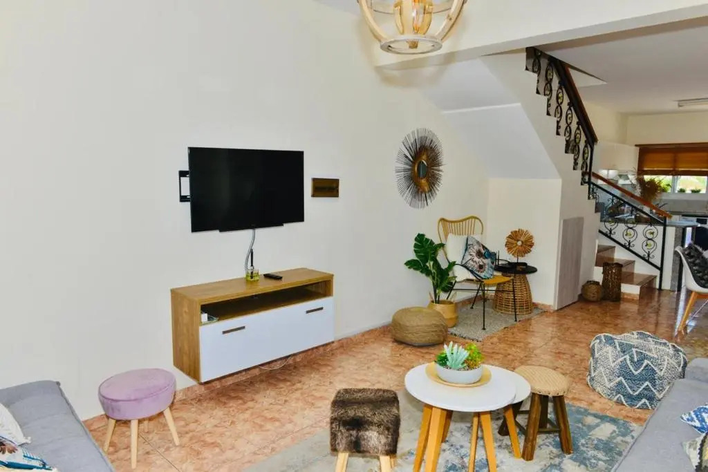 Melanos Residence 2 bdrm townhouse with private pool
