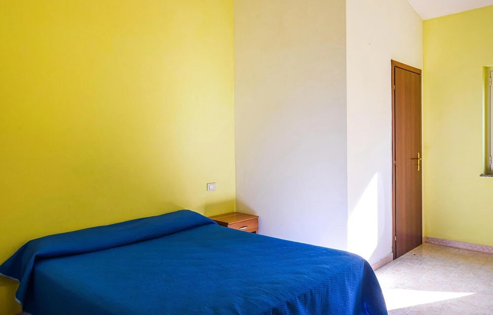 Beautiful Home in Zambrone With 1 Bedrooms and Wifi