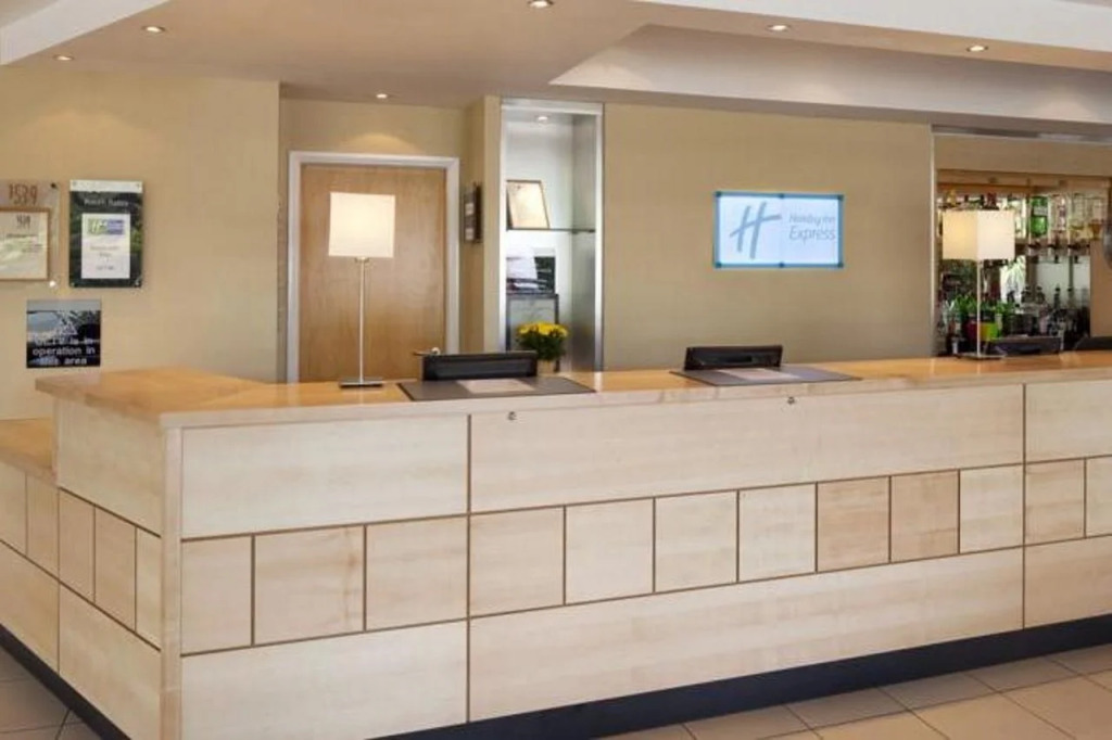 Holiday Inn Express, Chester Racecourse by IHG