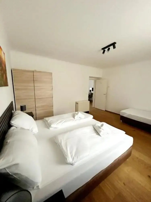 2 rooms apartment near Schönbrunn palace