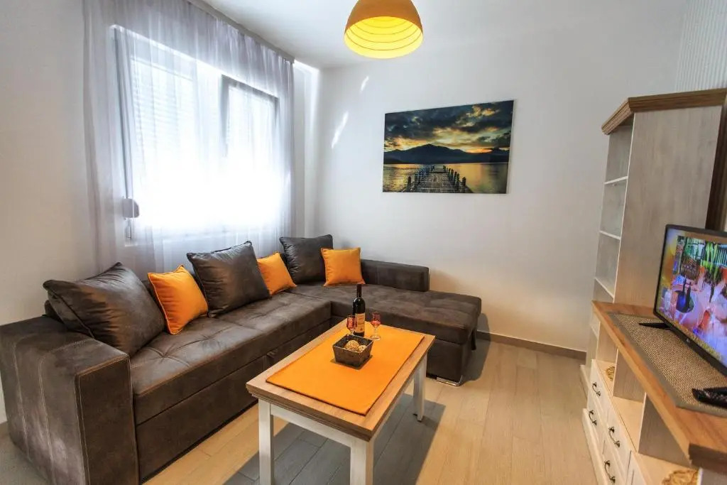 Apartments Aleksić