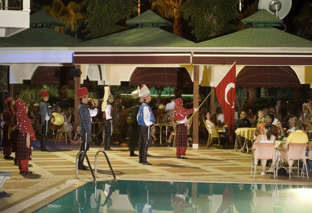 Riviera Hotel & Spa
