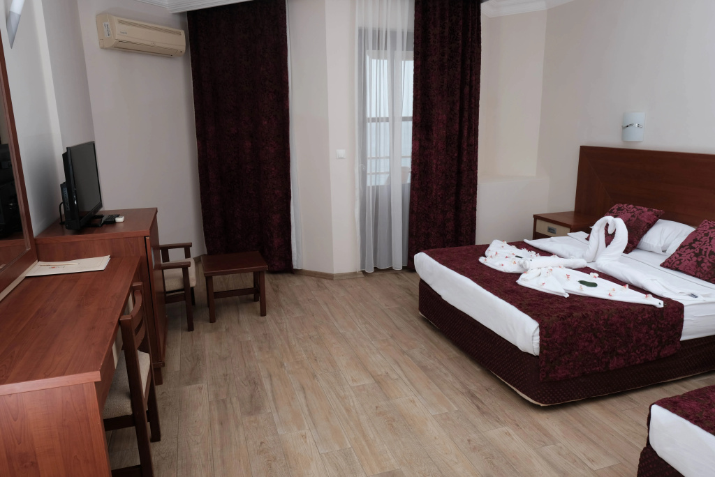 Anitas Hotel