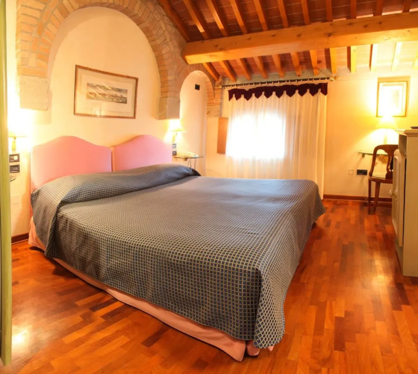 Nice home in Zovon w/ Sauna and 4 Bedrooms