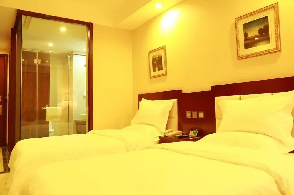 Huihao Business Hotel