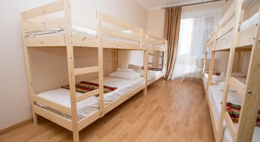 Hostel Positive