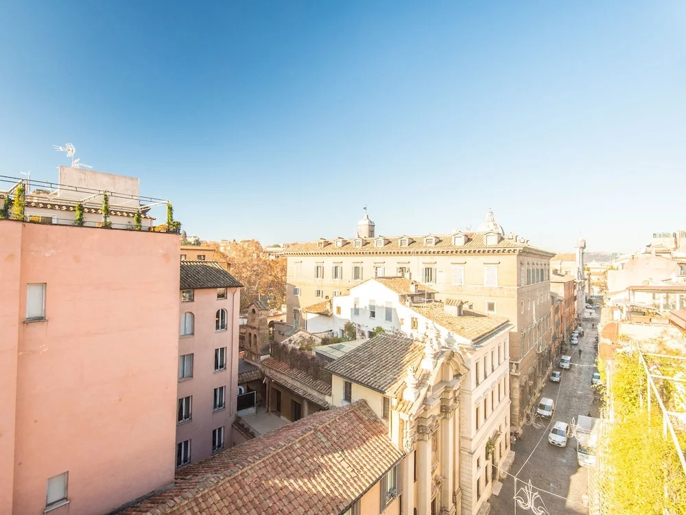 RSH Giulia Enchanting Apartment View