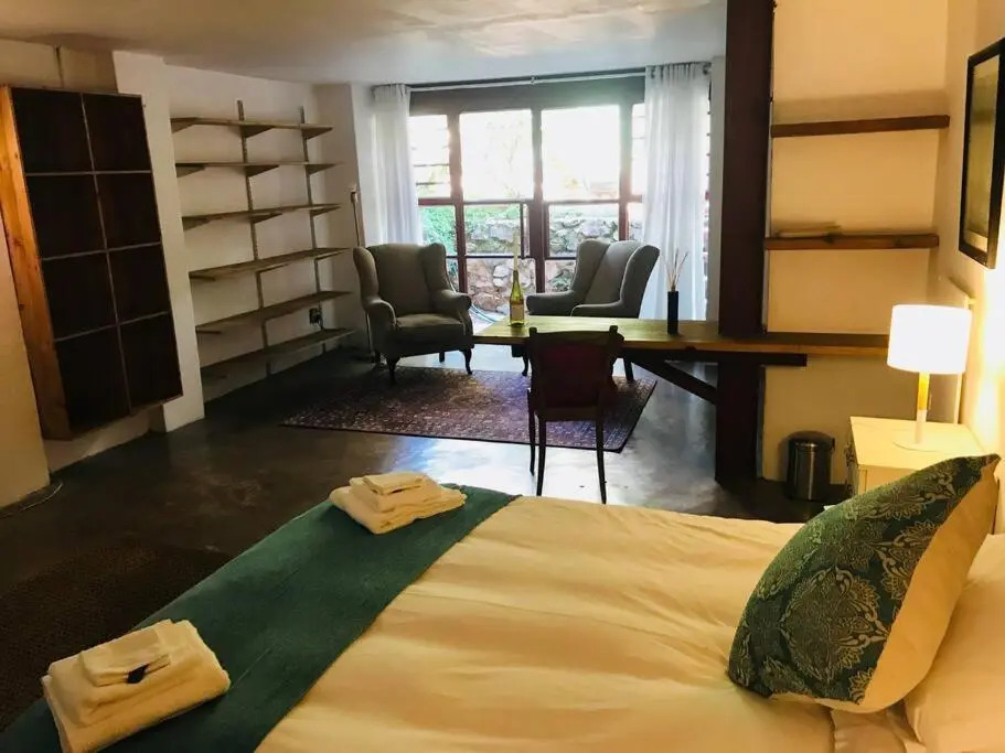 (Sub)urban retreat