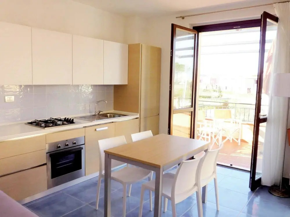 Neat Apartment With air Conditioning Near the Beach