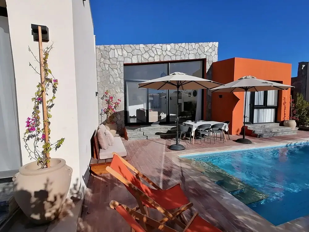 B@103 Luxury Villa with a Heated swimming pool in Soma Bay.