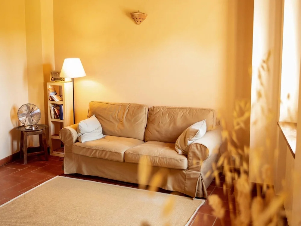Hill-view Apartment in Lucignano With Private Terrace