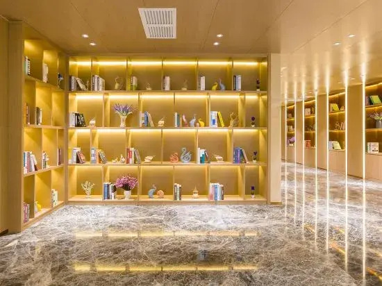 LAVANDE HOTELS (Beijing Capital Airport New National Exhibition Store)