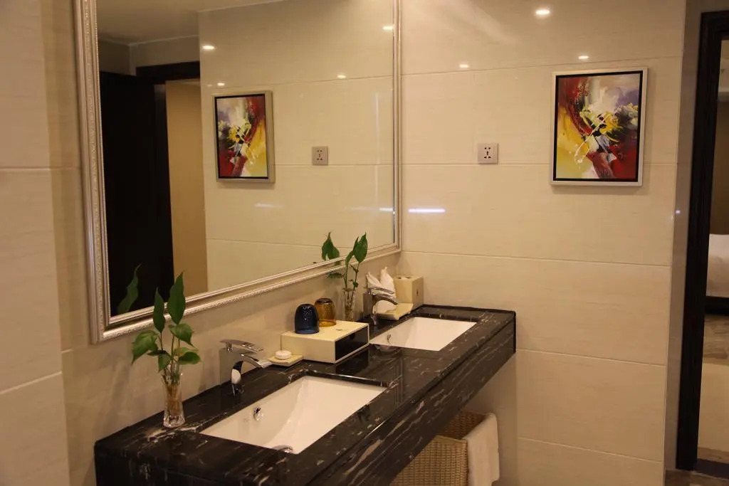 Guangzhou Jin Wan Li Business Hotel