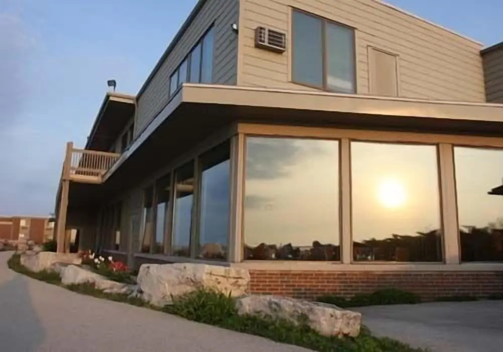 Lighthouse Inn