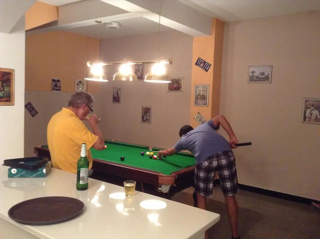 Michaels Inn & Suites