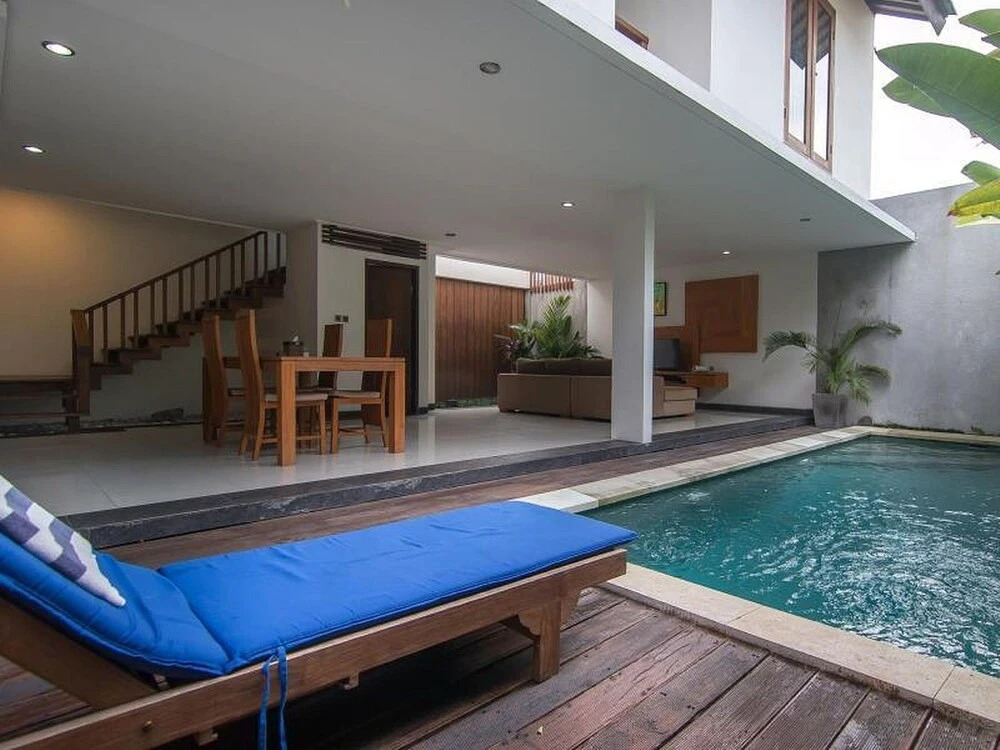 ZEN Rooms Kerobokan Tangkuban Perahu