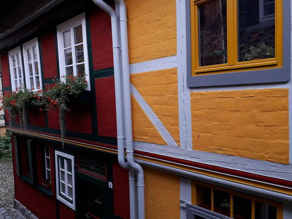 Fachwerkhotel garni - Ferienhäuser Vorhof zur Hölle
