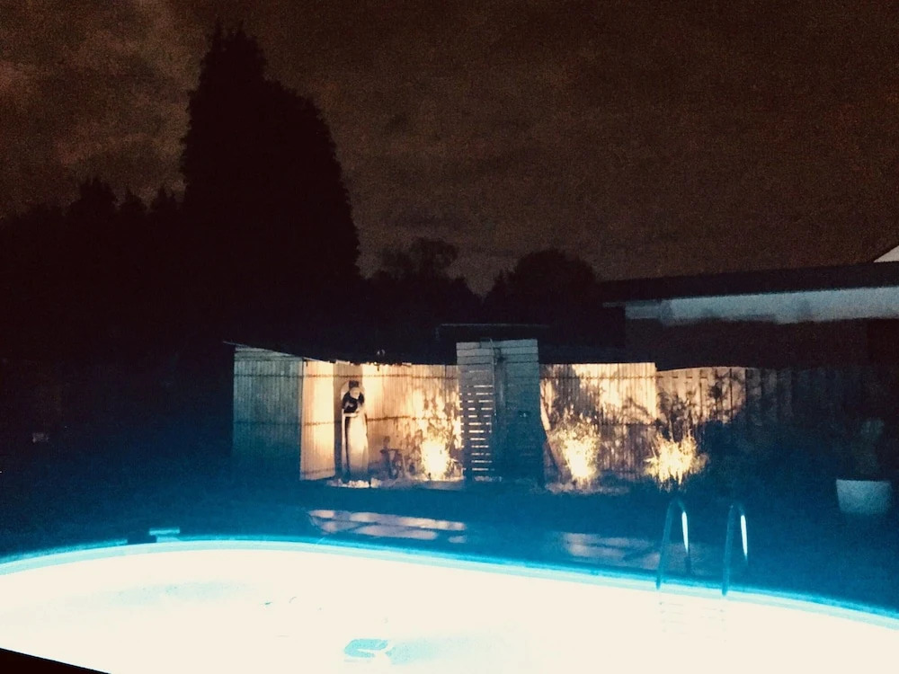 Villa Lumina Royale With Swimming Pool