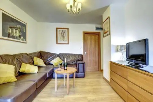 Uwch-y-llyn