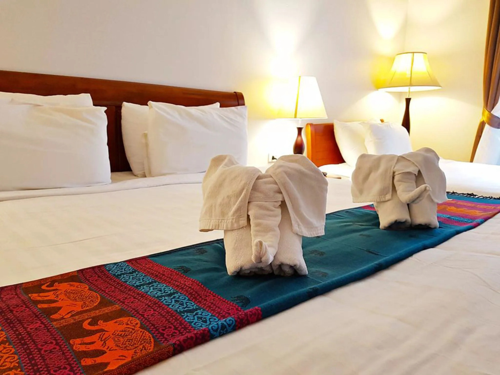 Dinsomon Hotel