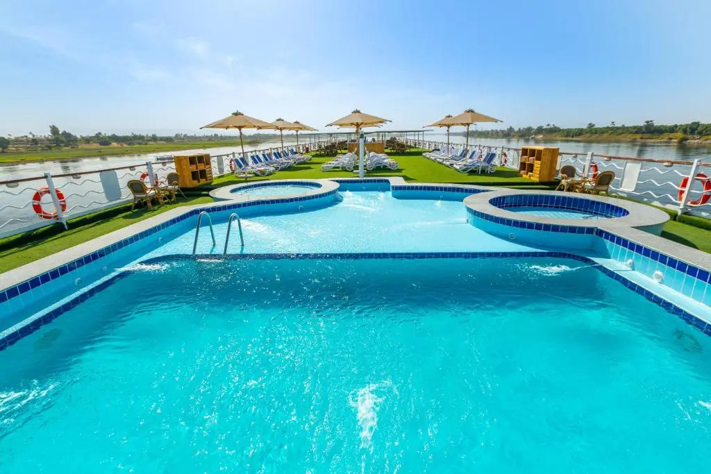 MS Chateau Lafayette Nile Cruise - 4 nights from Luxor each Monday and 3 nights from Aswan each Friday