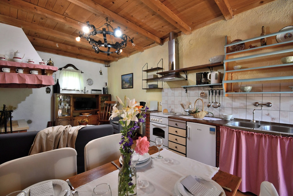 Apartment Lucija
