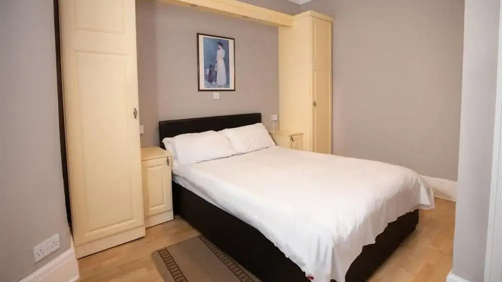 The Hilton Flat 1