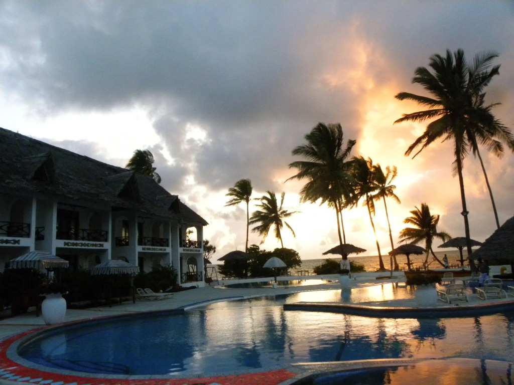 Five Palms Bwejuu