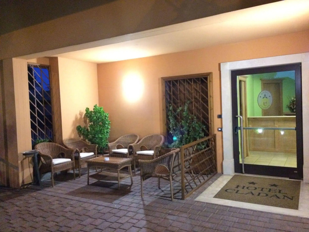 Hotel Cladan