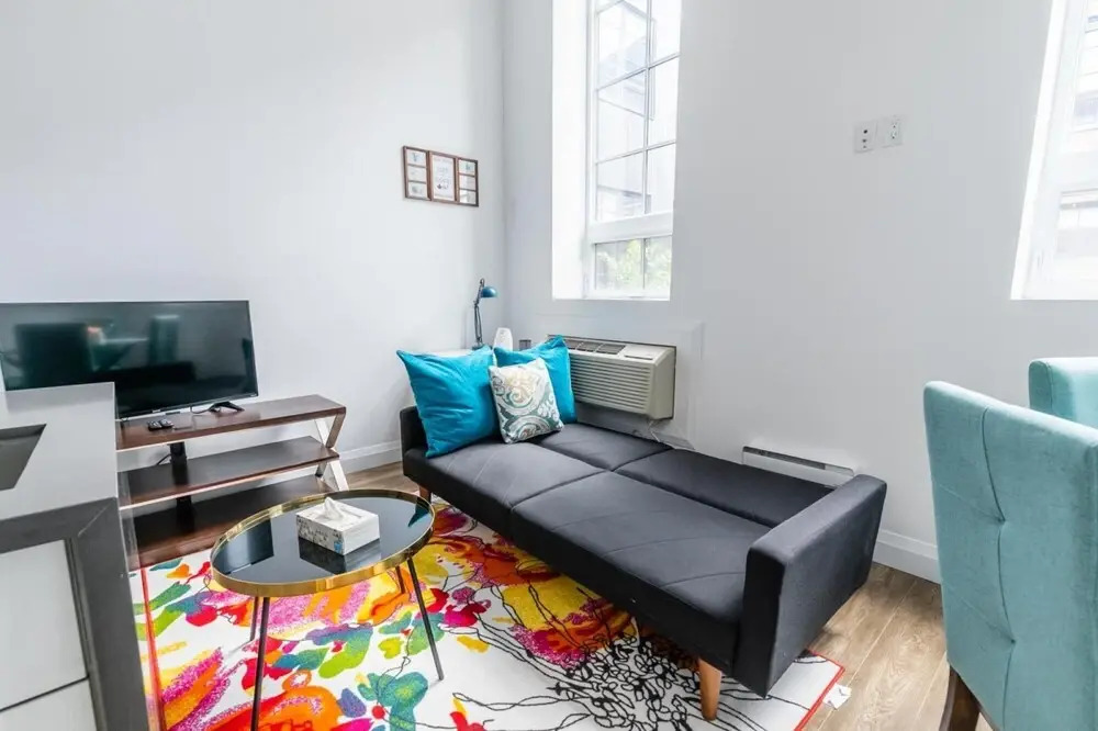 Amazing 1Br Loft Apartment Free Parking Gym 2
