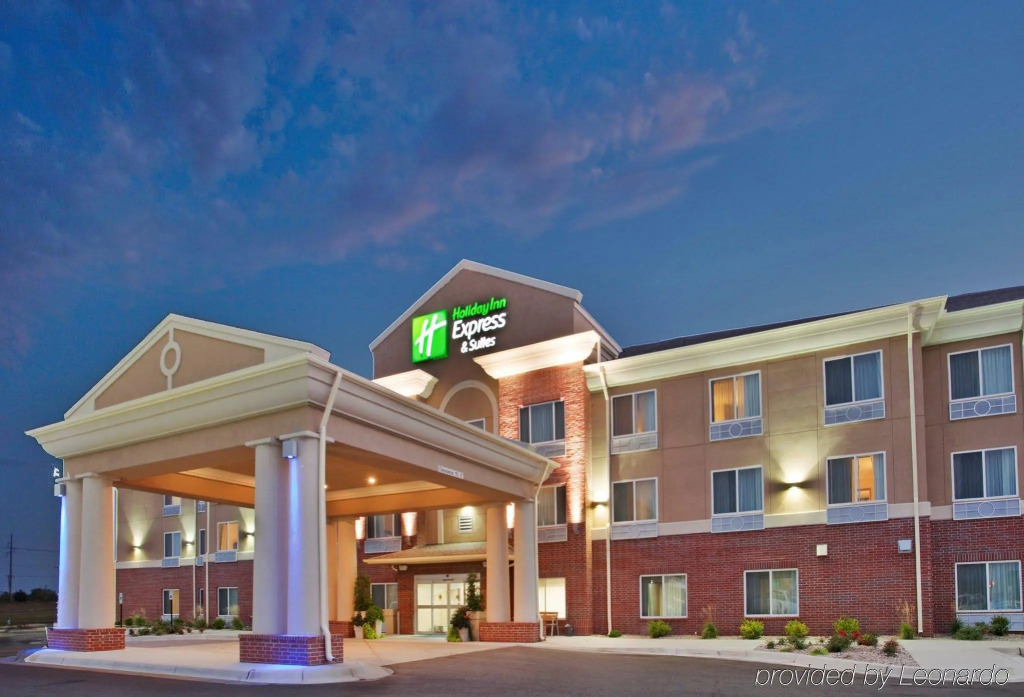 Holiday Inn Express Hotel & Suites El Dorado by IHG