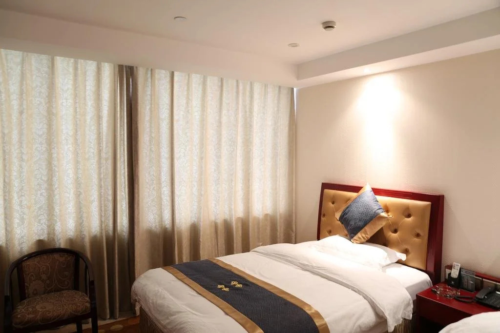 Dongjue Fengda Boutique Hotel