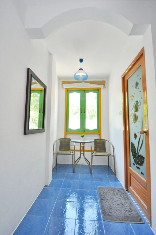 Sidewalk Boutique Hotel and Cafe