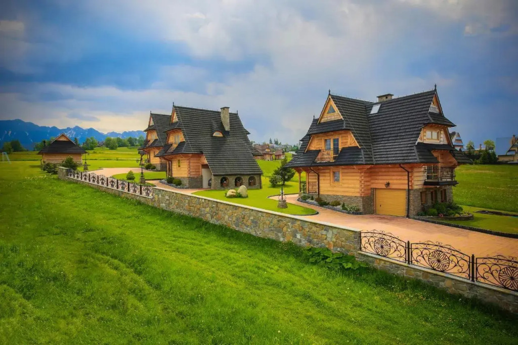 Folk Resort Domki i Apartamenty